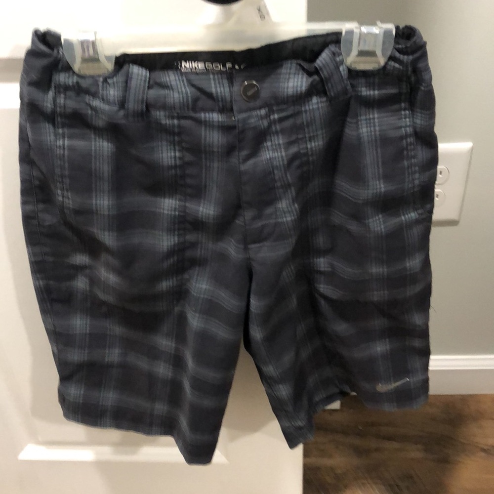 Boys Nike golf shorts